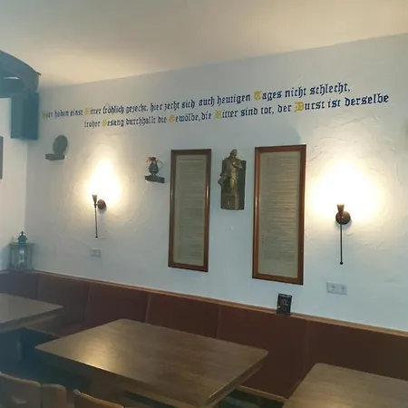 Zur Fredeburg
