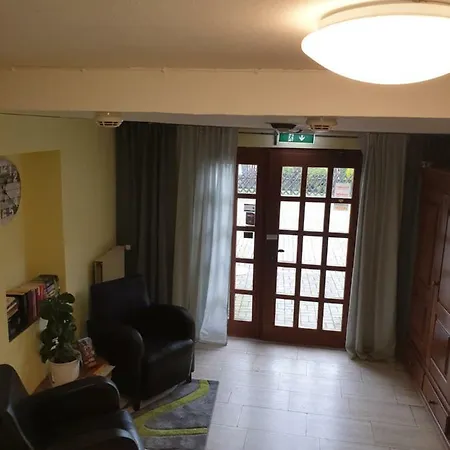 Zur Fredeburg Hotel 2*